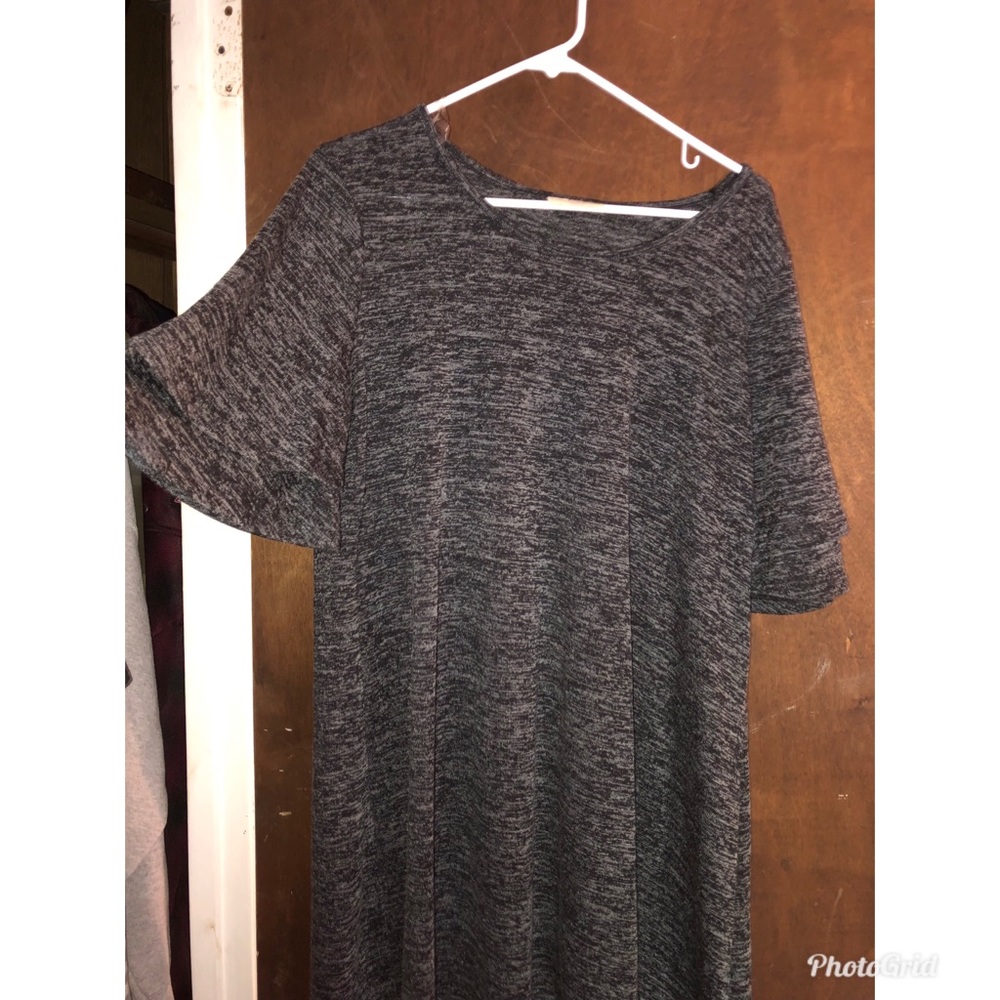 Dress - Picture 2 of 3